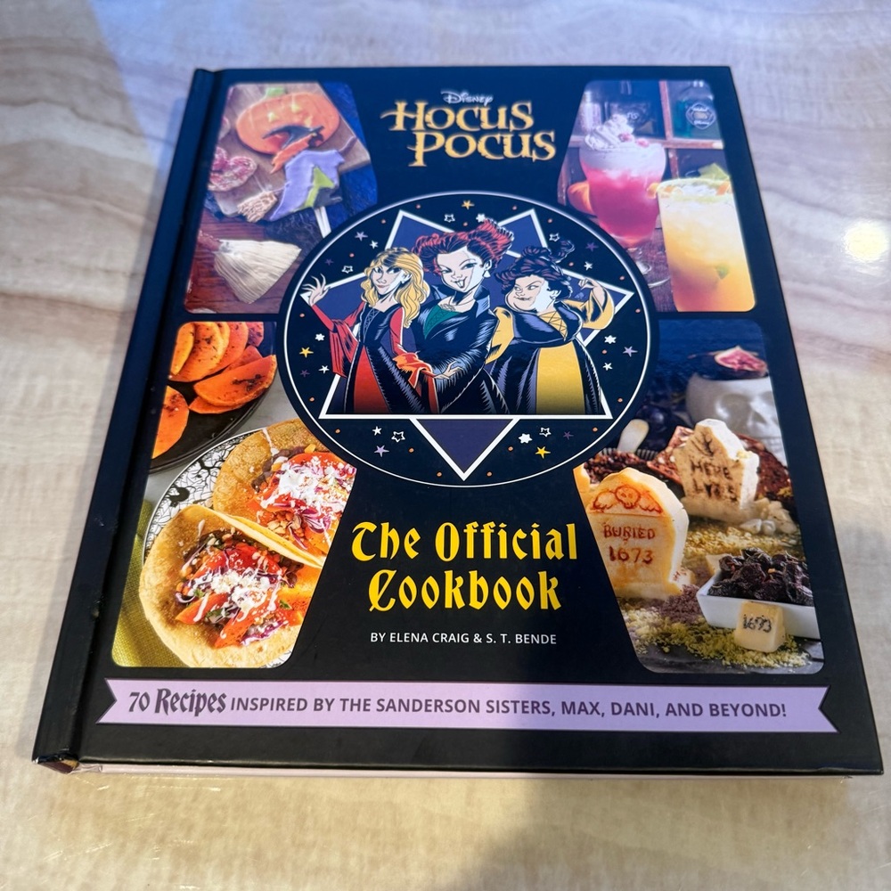 Disney Hocus Pocus The Official Cookbook